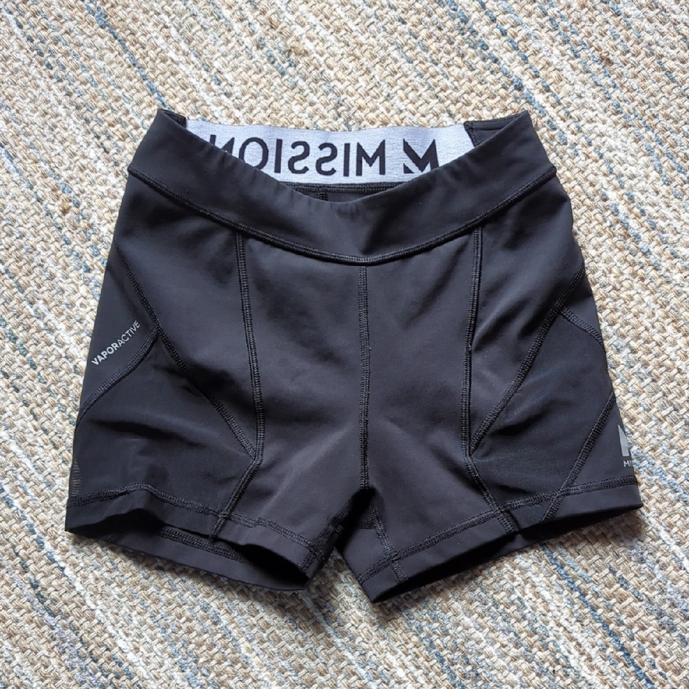 Women's Black Shorts MISSION